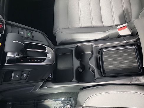 Certified 2021 Honda CR-V EX image 32