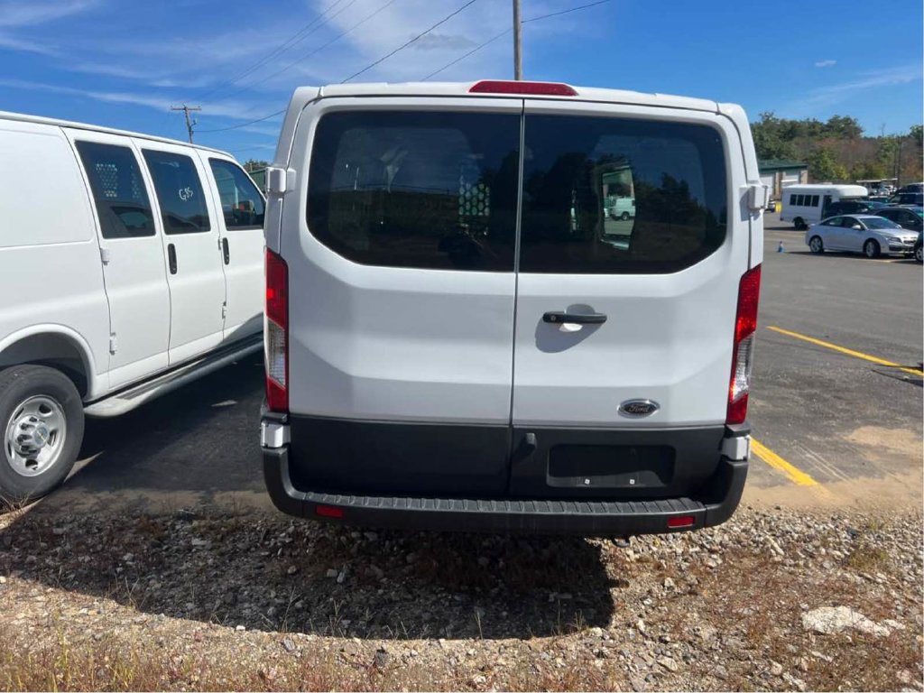 Used 2025 Ford Transit 250 Low Roof w/ Exterior Upgrade Package RWD image 5