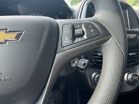 Used 2022 Chevrolet Spark LT FWD image 29