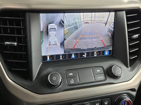 Used 2023 GMC Acadia Denali w/ Black Diamond Edition AWD/4WD image 32