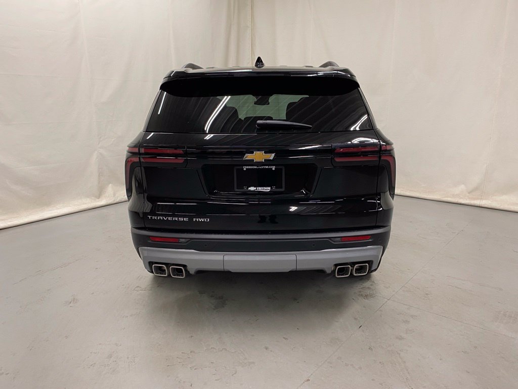 New 2027 Chevrolet Traverse LT w/ LPO, Floor Liner Package AWD/4WD image 7