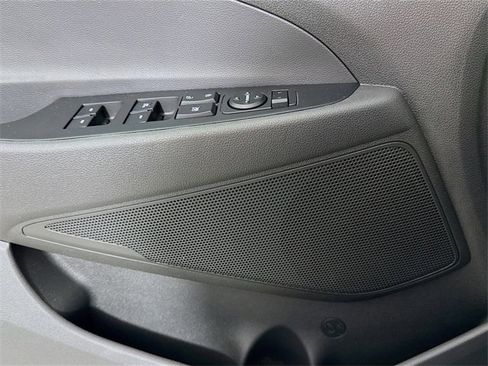 Used 2021 Hyundai Tucson SEL w/ Cargo Package image 15