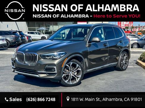 Used 2023 BMW X5 sDrive40i w/ Parking Assistance Package RWD image 1