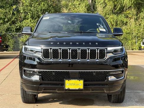 New 2025 Jeep Wagoneer L Series II AWD/4WD image 3
