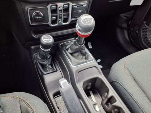 New 2026 Jeep Wrangler Unlimited Sport AWD/4WD image 13
