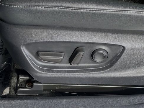 Used 2023 Toyota Camry XSE image 12