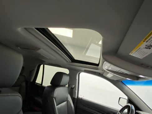 Used 2018 Chevrolet Tahoe Premier AWD/4WD image 24