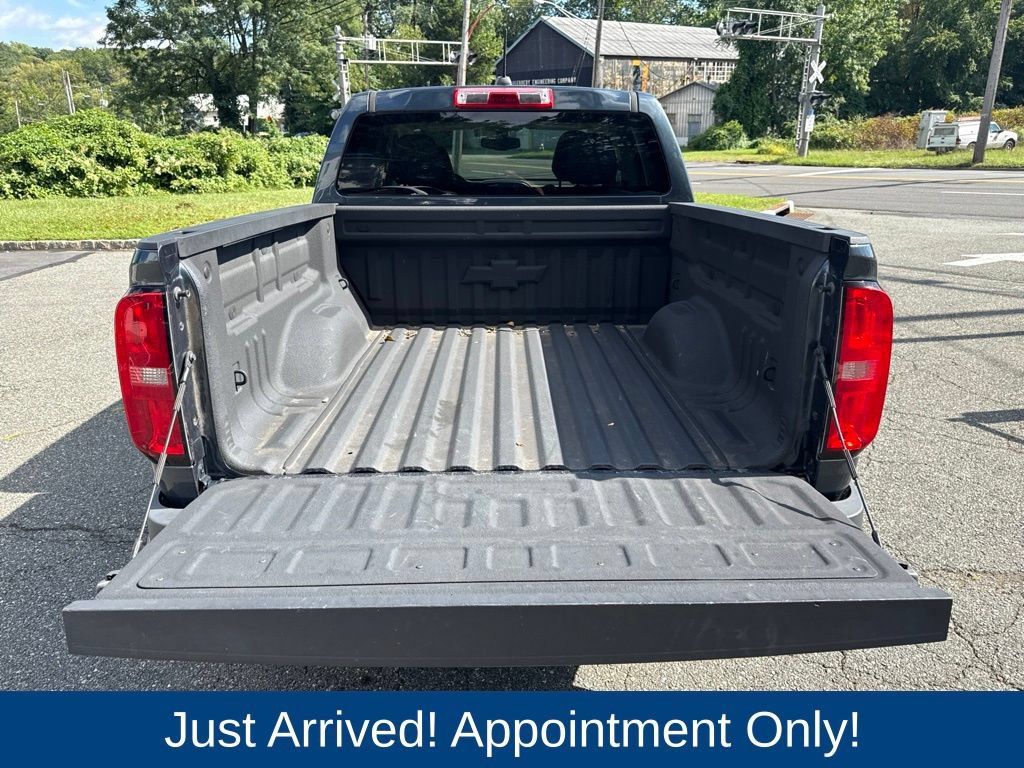 Used 2019 Chevrolet Colorado W/T w/ WT Convenience Package AWD/4WD image 10