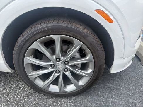 Used 2024 Buick Encore GX Avenir w/ Avenir Technology Package image 3