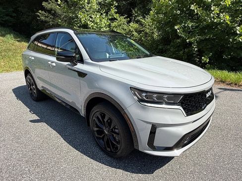 Used 2022 Kia Sorento SX AWD/4WD image 4