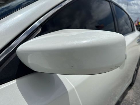 Used 2017 Nissan Altima 2.5 SV FWD image 45