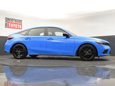 Used 2023 Honda Civic Sport image 31