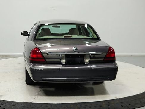 Used 2007 Mercury Grand Marquis GS RWD image 6