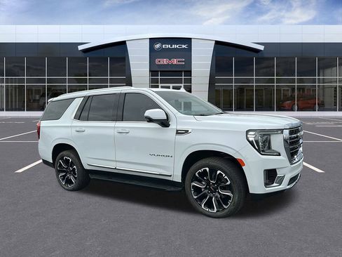 Certified 2024 GMC Yukon SLT w/ SLT Premium Package image 7