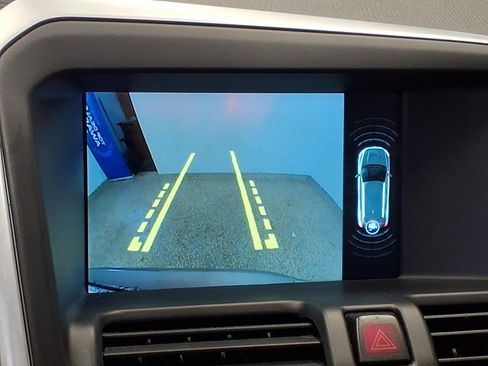 Used 2015 Volvo XC60 T5 image 14