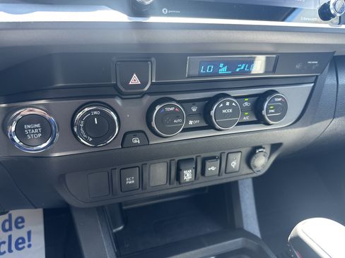 Used 2022 Toyota Tacoma TRD Sport w/ Black Out Package (TMS) AWD/4WD image 16