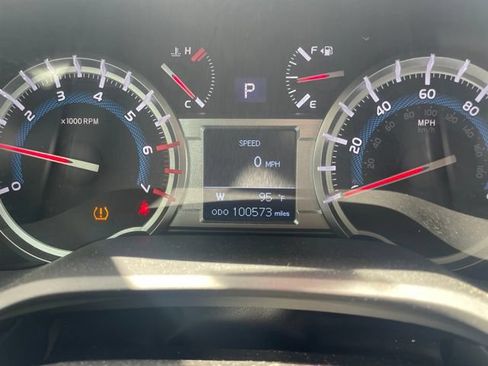 Used 2015 Toyota 4Runner SR5 Premium RWD image 11