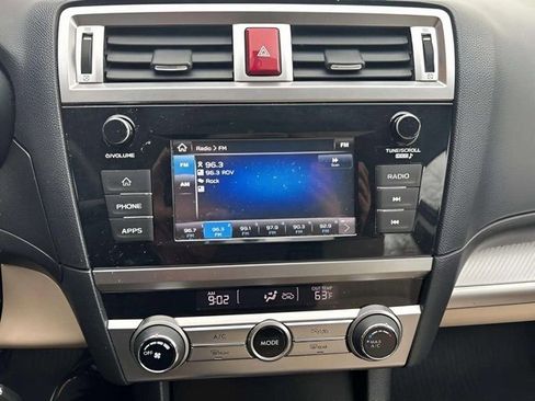 Used 2018 Subaru Outback 2.5i image 10