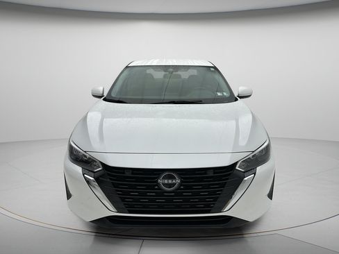 Used 2024 Nissan Sentra S FWD image 2