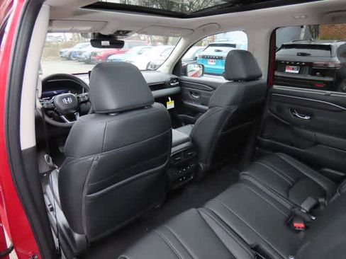 New 2026 Honda Pilot image 17