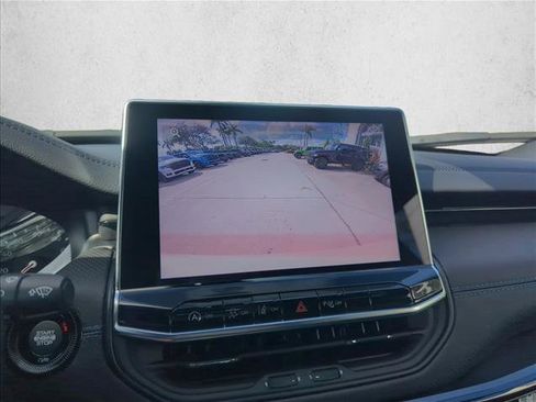 New 2026 Jeep Compass Limited image 11