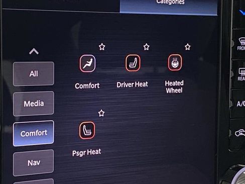 New 2026 RAM 1500 4x4 Crew Cab image 8