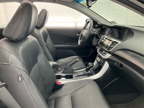 Used 2013 Honda Accord Touring image 23