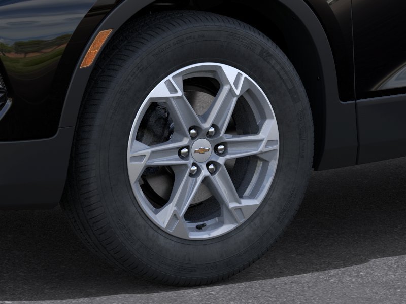 New 2024 Chevrolet Blazer LT w/ Driver Confidence Package FWD image 9