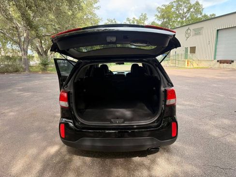 Used 2014 Kia Sorento LX FWD image 10