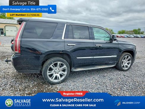 Used 2016 Cadillac Escalade Luxury AWD/4WD image 4
