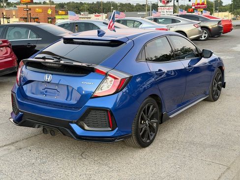 Used 2018 Honda Civic Sport image 5