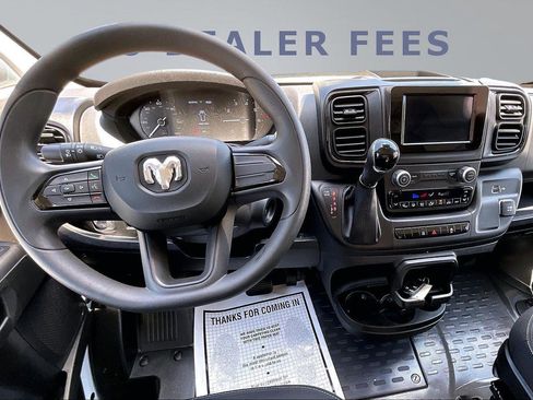 Used 2024 RAM ProMaster 2500 FWD image 9