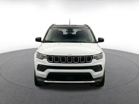 Used 2025 Jeep Compass Limited AWD/4WD image 2