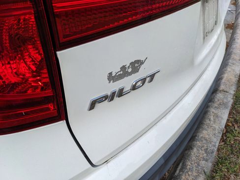 Used 2018 Honda Pilot EX-L image 12