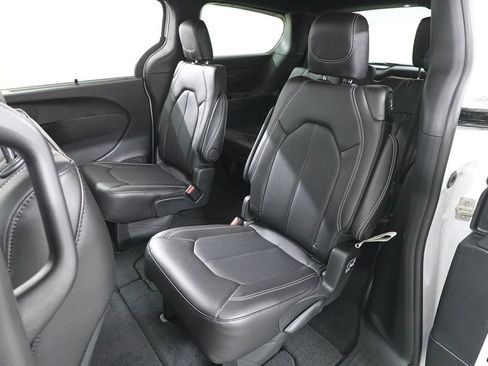 New 2026 Chrysler Pacifica Select w/ S Appearance Package FWD image 26