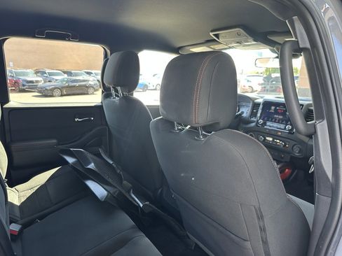 Used 2024 Nissan Frontier PRO-4X w/ Technology Package image 36