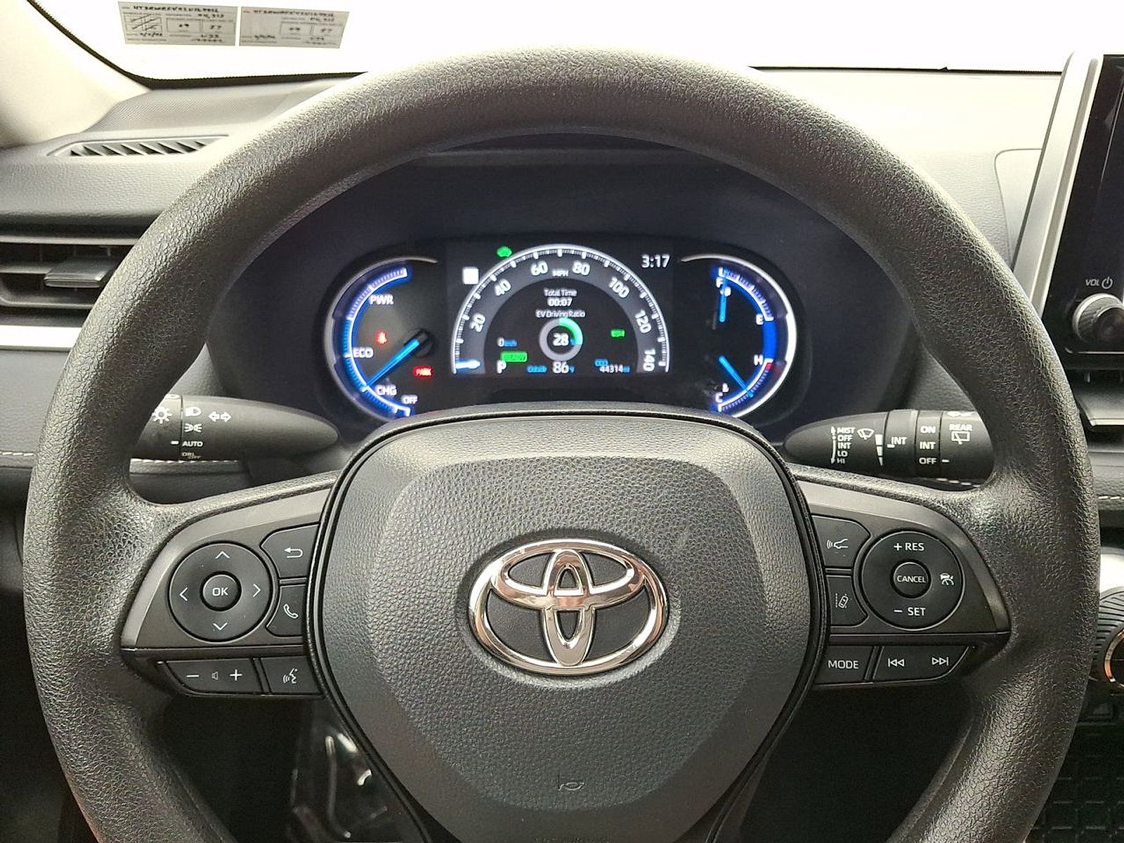 Certified 2025 Toyota RAV4 XLE AWD/4WD image 20