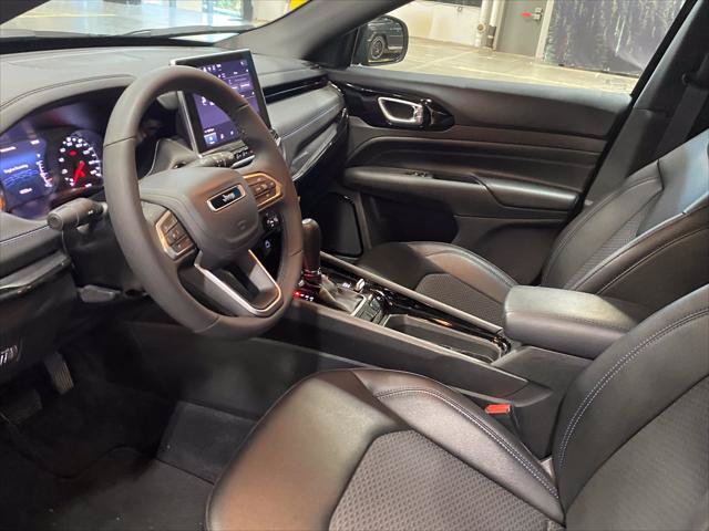 Certified 2026 Jeep Compass Latitude AWD/4WD image 9