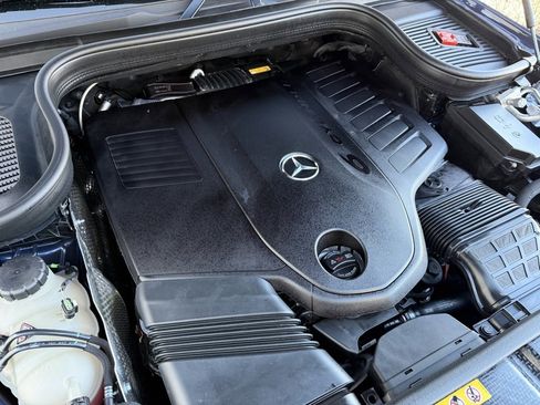 Used 2025 Mercedes-Benz GLE 450 4MATIC image 40