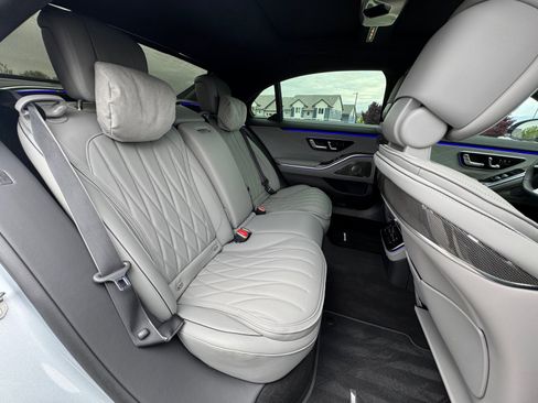 Used 2025 Mercedes-Benz S 63 AMG S image 17