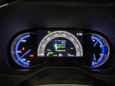 Used 2022 Toyota RAV4 XSE AWD/4WD image 10