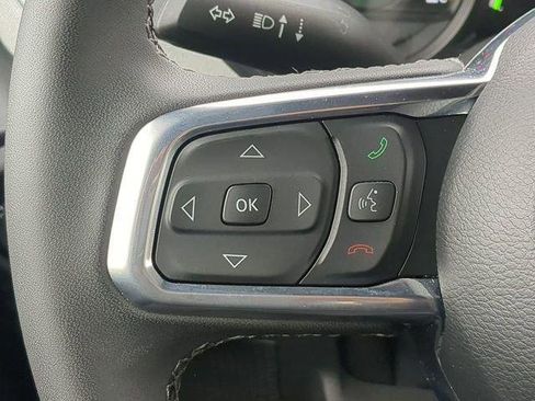 Certified 2025 Jeep Wrangler Unlimited Sahara w/ Safety Group image 29