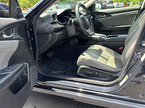 Used 2017 Honda Civic EX-L image 2