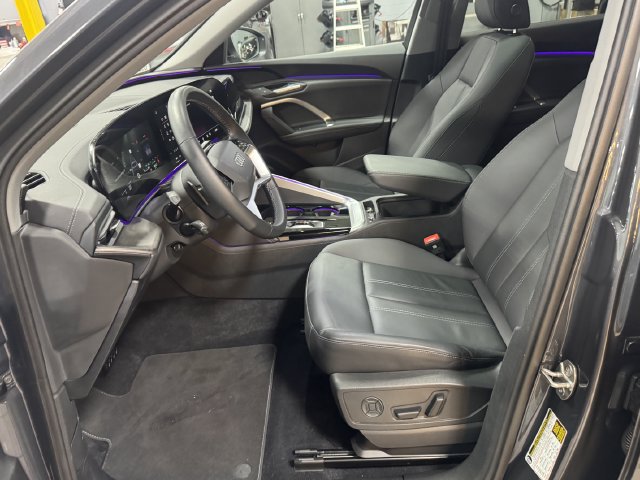 Used 2025 Audi Q5 Premium w/ Convenience Package AWD/4WD image 25