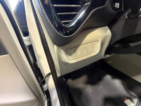 Used 2023 Kia Soul EX FWD image 12