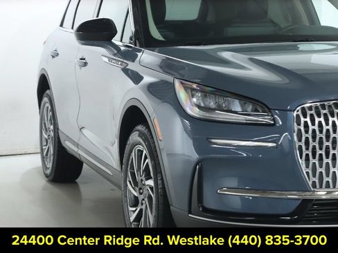 Used 2024 Lincoln Corsair AWD image 9