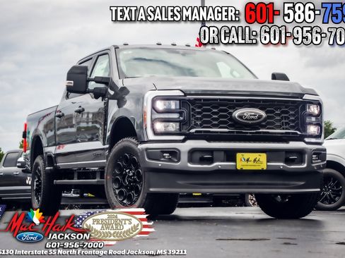 New 2026 Ford F250 Lariat w/ Black Appearance Package image 22