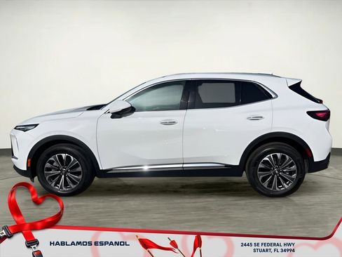 New 2025 Buick Envision Preferred image 2