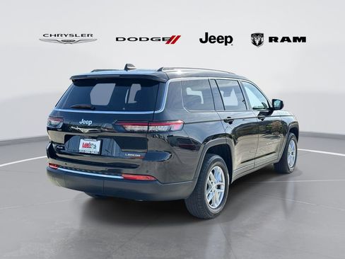 Used 2023 Jeep Grand Cherokee L Laredo AWD/4WD image 3