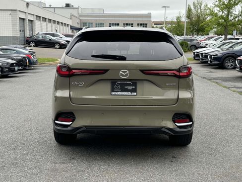 Used 2025 MAZDA CX-70 Plug-In Hybrid w/ Premium Plus image 4